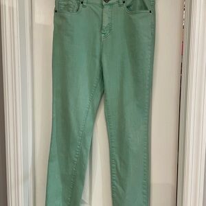 BDG High Rise Cigarette vintage Jeans in Mint. Size 30